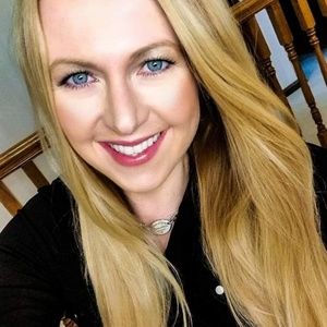 Meet your Posher, Chrissy